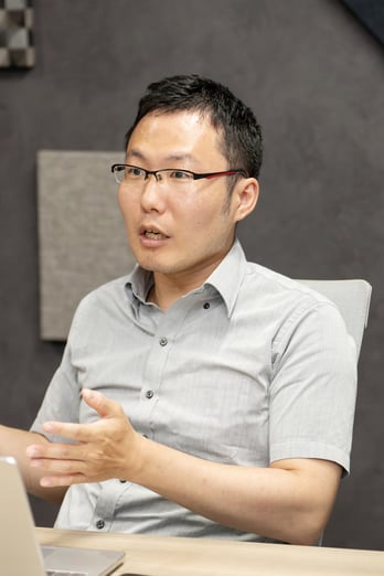 山本 剛史氏
