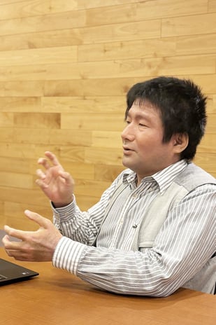 メトリック見てる隣にAPMも出てるので、じゃあ見てみようか、となる。このハードルの低さは大きなメリット